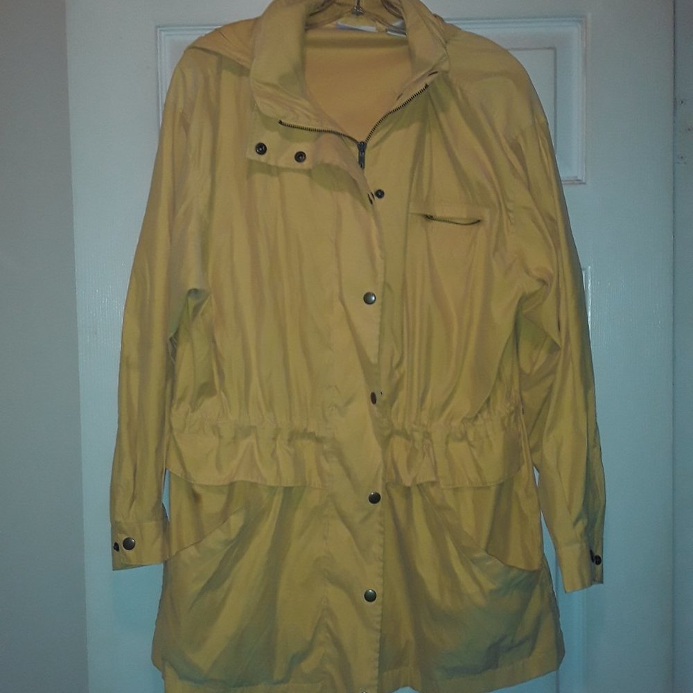 NORDSTROM WOMENS YELLOW HOODED JACKET SIZE MEDIUM